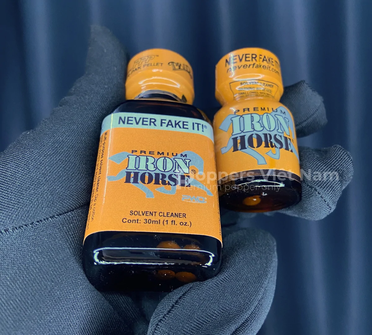 2 chai Poppers Iron Horse 10ml và 30ml tại Poppers Việt Nam - thương hiệu PWD