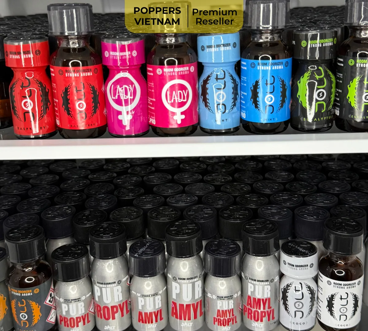 Kho hàng thực tế của poppers Việt Nam. Các sản phẩm Jolt Eucalyptus 10ml, 25ml,.. được sắp xếp gọn gàng và đặt trong kho lạnh chuyên dụng.