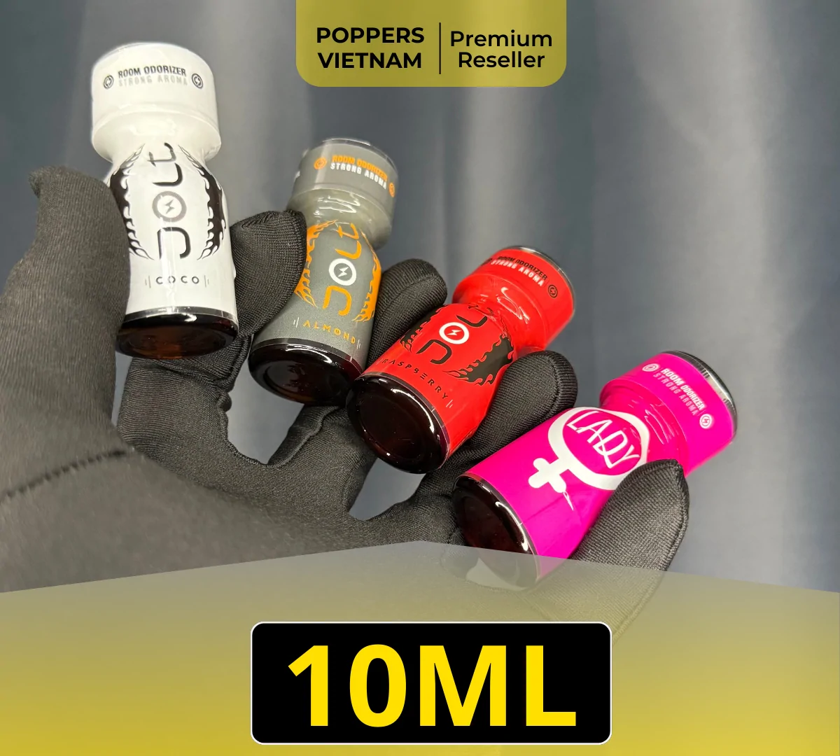 Hình ảnh là 4 chai popper Jolt với 4 mùi riêng biệt: Coco, Amond, Raspberry & Lady với dung tích 10ml.